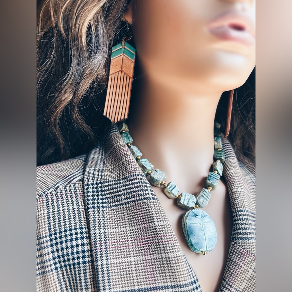 Vintage Soapstone & Chunky Egyptian Ceramic Scarab Necklace - Picture 13 of 14